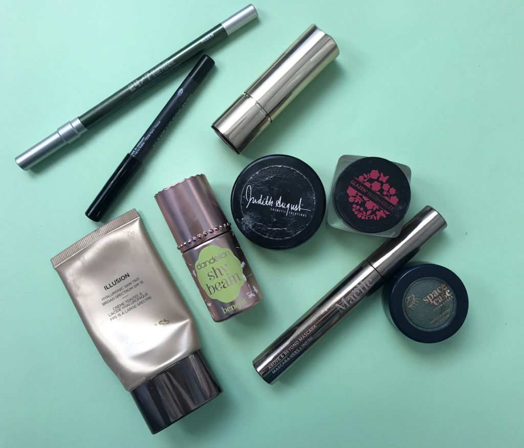 makeup products I wore for St. Patrick's Day, neversaydiebeauty.com