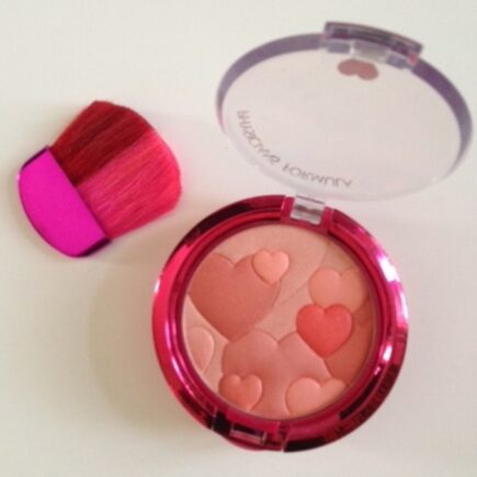 Physicians Formula Happy Booster Blush with mini hearts embossed on the pan, neversaydiebeauty.com