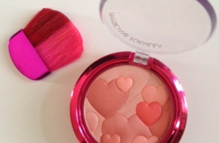 Physicians Formula Happy Booster Blush with mini hearts embossed on the pan, neversaydiebeauty.com
