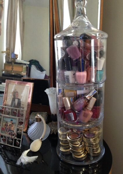 3 tier apothecary jar to store nail polish and eyeshadow singles neversaydiebeauty.com @redAllison