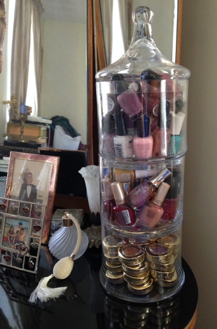 3 tier apothecary jar to store nail polish and eyeshadow singles neversaydiebeauty.com @redAllison