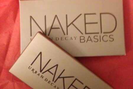 Urban Decay Naked Basics Eyeshadow Palette