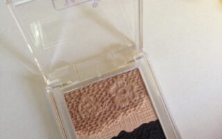 eye shadow closeup