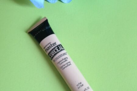 Maybelline Face Studio Master Conceal, cream concealer