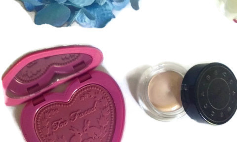 Too Faced Love Flush Blush: Your Love Is King, Becca Ultimate Coverage Concealer in Praline