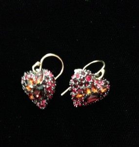 Alexis Bittar Black Cherry Heart earrings neversaydiebeauty.com @redAllison
