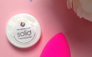 Beautyblender Blendercleanser Solid mini neversaydiebeauty.com @redAllison