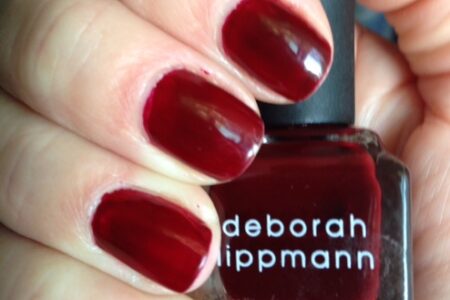 Deborah Lippmann nail polish, shade Single Ladies, mani neversaydiebeauty.com @redAllison