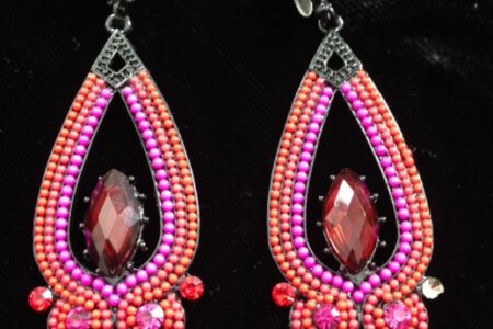 fashion earrings neversaydiebeauty.com @redAllison