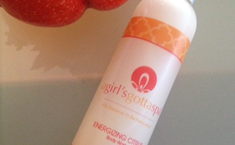 A Girl's Gotta Spa Energizing Citrus Body Wash neversaydiebeauty.com @redAllison