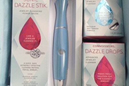 Connoisseurs Dazzle Stick & Dazzle Drops jewelry cleaning system neversaydiebeauty.com @redAllison