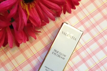 Valentia True Glow Eye Cream neversaydiebeauty.com @redAllison