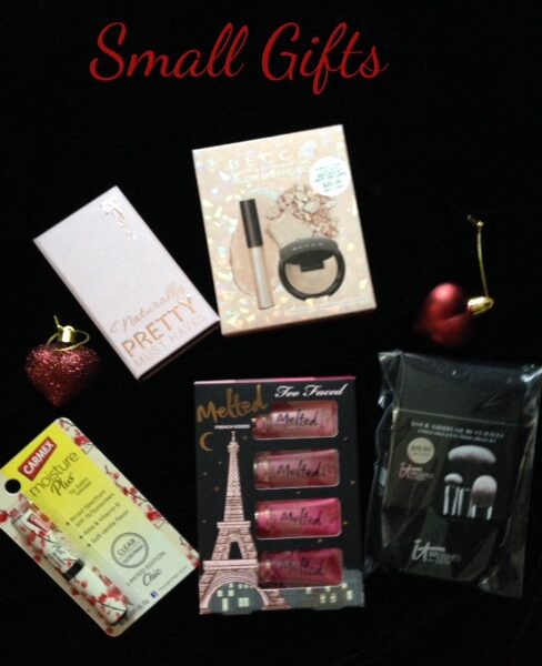 small, affordable holiday gifts neversaydiebeauty.com @redAllison