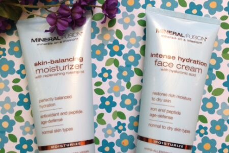 Mineral Fusion Facial Moisturizers: Intense Hydration Face Cream & Skin-Balancing Moisturizer neversaydiebeauty.com @redAllison