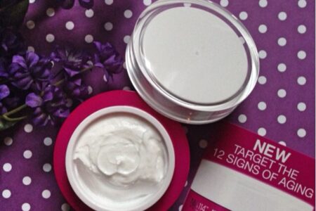 StriVectin Multi-Action Restorative Cream open jar neversaydiebeauty.com @redAllison