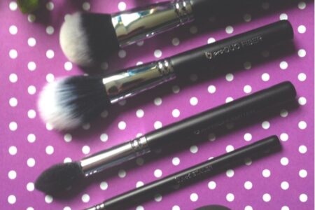 Beauty Junkees Contouring & Highlighting Makeup Brush Set neversaydiebeauty.com @redAllison