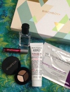 contents of my Birchbox for March 2016 neversaydiebeauty.com @redAllison