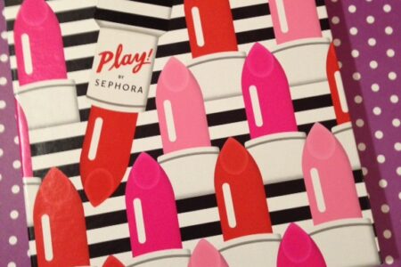 Sephora Play subscription box neversaydiebeauty.com @redAllison