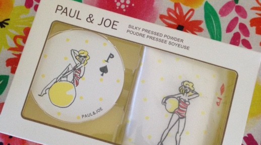 Paul & Joe Beaute Silky Pressed Powder package
