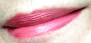 Tarte-LipSurgence-Creme lipstick lip swatch "Wonder" neversaydiebeauty.com @redAllison