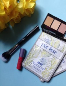 contents of the ipsy bag, 'Dreamers' April 2016 neversaydiebeauty.com @redAllison
