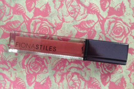 Fiona Stiles Ultrasuede High Intensity Lip Color in Lenox, a peachy dusty rose shade neversaydiebeauty.com @redAllison