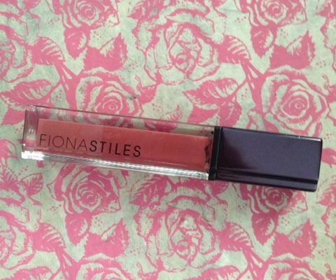 Fiona Stiles Ultrasuede High Intensity Lip Color in Lenox, a peachy dusty rose shade neversaydiebeauty.com @redAllison