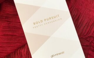 GloMinerals Bold Pursuit holiday 2016 makeup collection box neversaydiebeauty.com