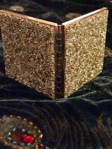 Sephora gold glitter compact purse mirror with glitter on back and front, neversaydiebeauty.com