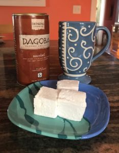 cocoa and homemade marshmallows, neversaydiebeauty.com