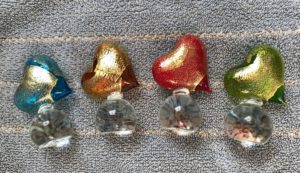Murano glass hearts from Uno Alla Volta, neversaydiebeauty.com