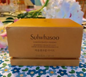 Sulwhasoo Concentrated Ginseng Renewing Cream Ex Light outer packaging, neversaydiebeauty.com