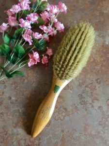 Kent of London wooden handle, natural bristle brush from the 1970s, neversaydiebeauty.com