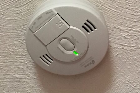 Kidde smoke/carbon monoxide detector, neversaydiebeauty.com