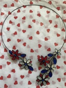 Hanna's Patriotic Flower Necklace from Uno Alla Volta, neversaydiebeauty.com