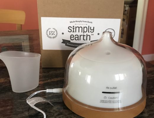 Simply Earth recipe box & diffuser kit, neversaydiebeauty.com