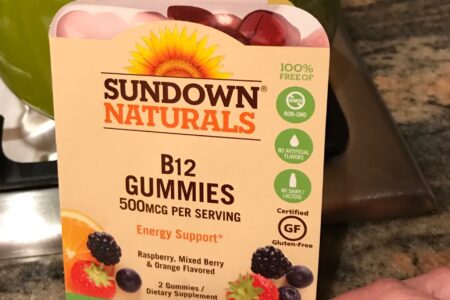 Sundown Naturals vitamin B12 dummies sample, neversaydiebeauty.com