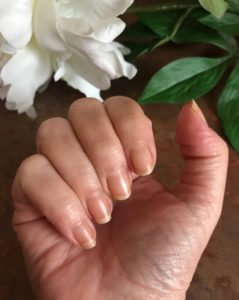 my nails wearing Zoya Naked Manicure Perfector Pink, neversaydiebeauty.com