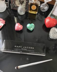outer box for Marc Jacobs Eye-Conic shadow palette, neversaydiebeauty.com