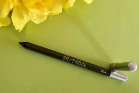 Urban Decay 24/7 Glide-On Eye Pencil, shade Stash, neversaydiebeauty.com