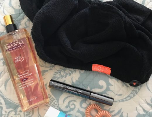 summer beauty products that are beach essentials for me, neversaydiebeauty.com