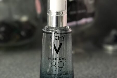 Vichy Mineral 89 bottle, neversaydiebeauty.com