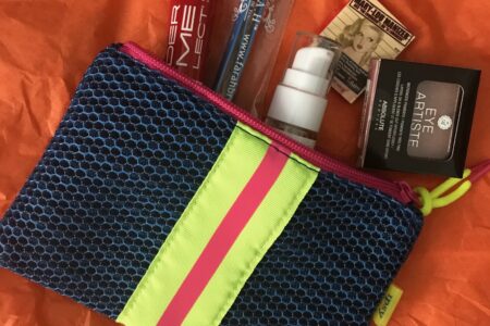 Ipsy bag & contents for January 2018, neversaydiebeauty.com