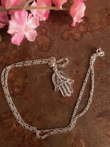 sterling silver hamsa necklace from Algeria, neversaydiebeauty.com