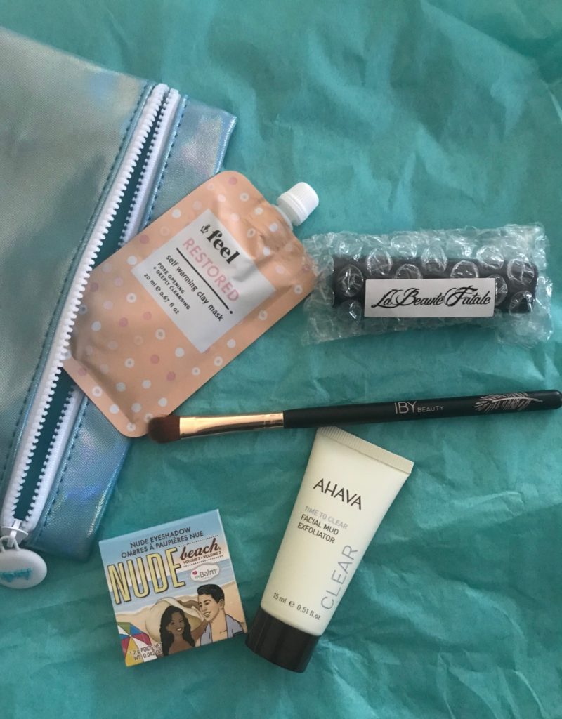 cosmetics inside my Ipsy bag for July 2018, neversaydiebeauty.com