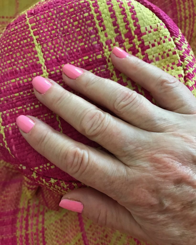 my nails wearing bubblegum pink nail polish, Milani Color Statement Nail Lacquer "Bombshell", neversaydiebeauty.com