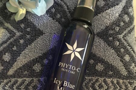 blue spray bottle PHYTO-C Icy Blue Mist, neversaydiebeauty.com