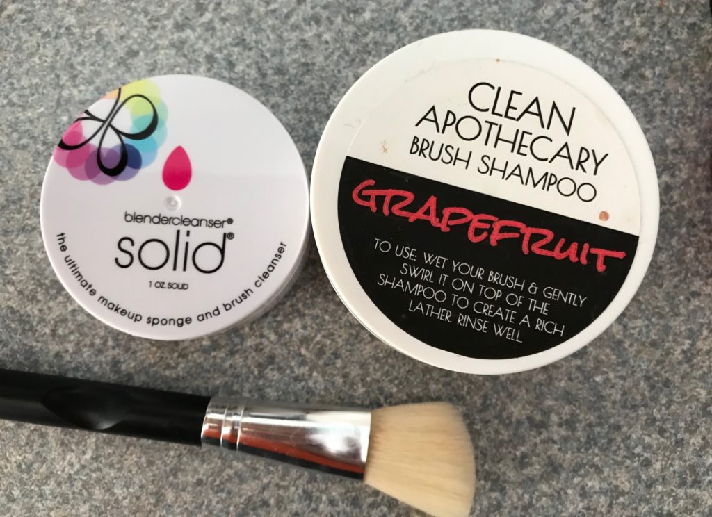 Clean Apothecary Brush Shampoo vs. Blendercleanser, neversaydiebeauty.com