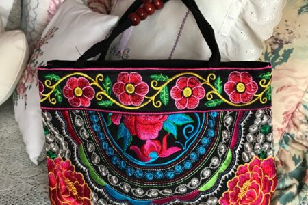 brightly colored embroidered purse, neversaydiebeauty.com