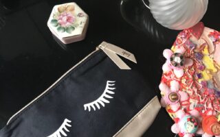 Ipsy glam bag, September 2018, black and gold, neversaydiebeauty.com